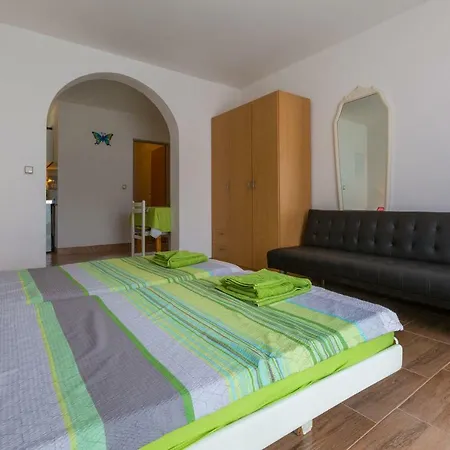Ivano Apartment