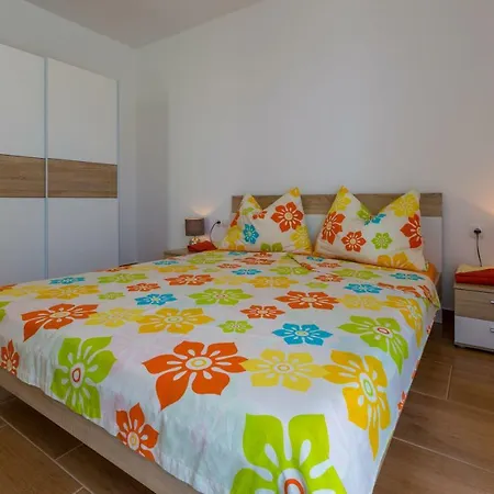 Ivano Apartment