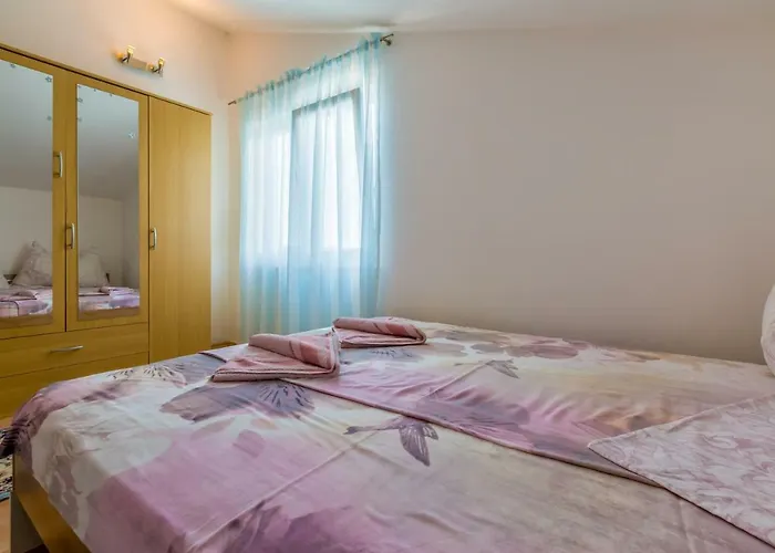 Ivano Apartman *