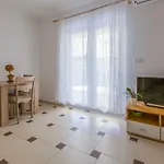 Ivano 公寓 *