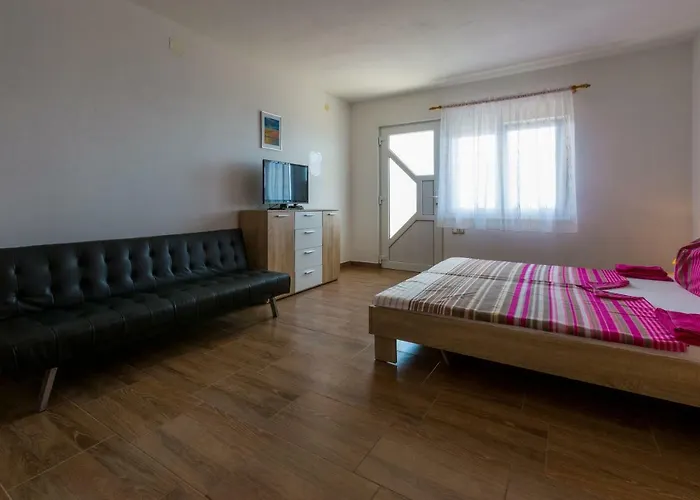Ivano Apartment