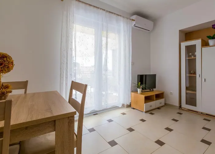 Ivano Apartment
